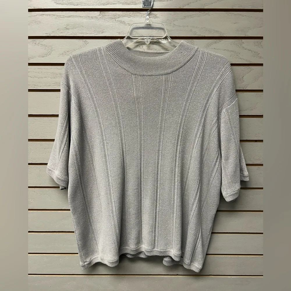 Gray Ribbed Women's Top - Picture 1 of 6